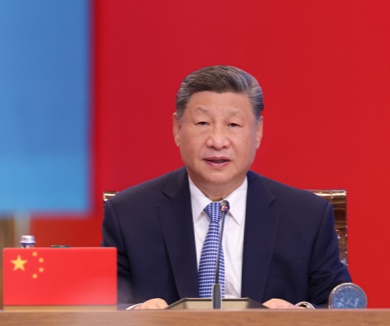 习近平抵达阿斯塔纳出席第二届中国—中亚峰会
