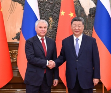 习近平会见俄罗斯国家杜马主席