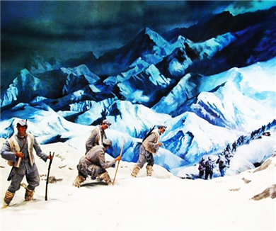 历史记忆中的长征（八）红军翻越大雪山