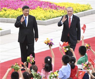 习近平欢迎土耳其共和国总统访华 