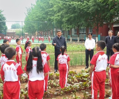 习近平在北京育英学校考察时强调
